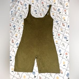 Forever 21 • romper